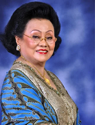 M D Hutagalung